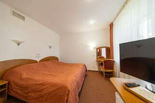 Гостиница Тверь Парк Отель Тверь Двухместный стандартный номер-6