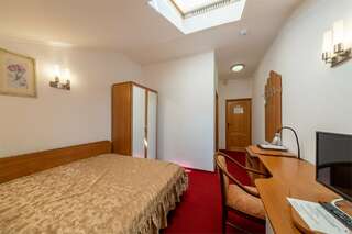 Гостиница Тверь Парк Отель Тверь Одноместный номер на мансарде-1