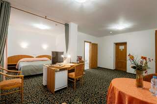 Гостиница Тверь Парк Отель Тверь Джуниор сюит (полулюкс)-5