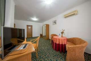 Гостиница Тверь Парк Отель Тверь Джуниор сюит (полулюкс)-8